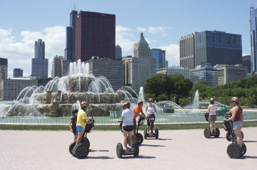 Buckingham Fountain Chicago segway city tour